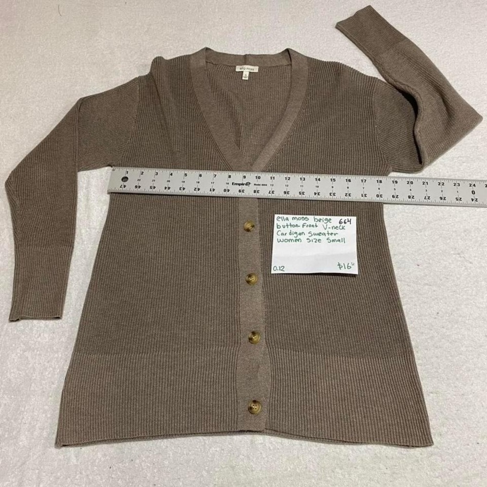 Ella Moss beige button-front v-neck cardigan sweater Size women S . SKU664
